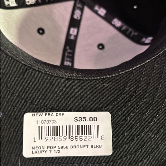 New Era Black Cap with Neon Yellow Brooklyn Logo 7 and 1/2 size - Picture 4 of 4